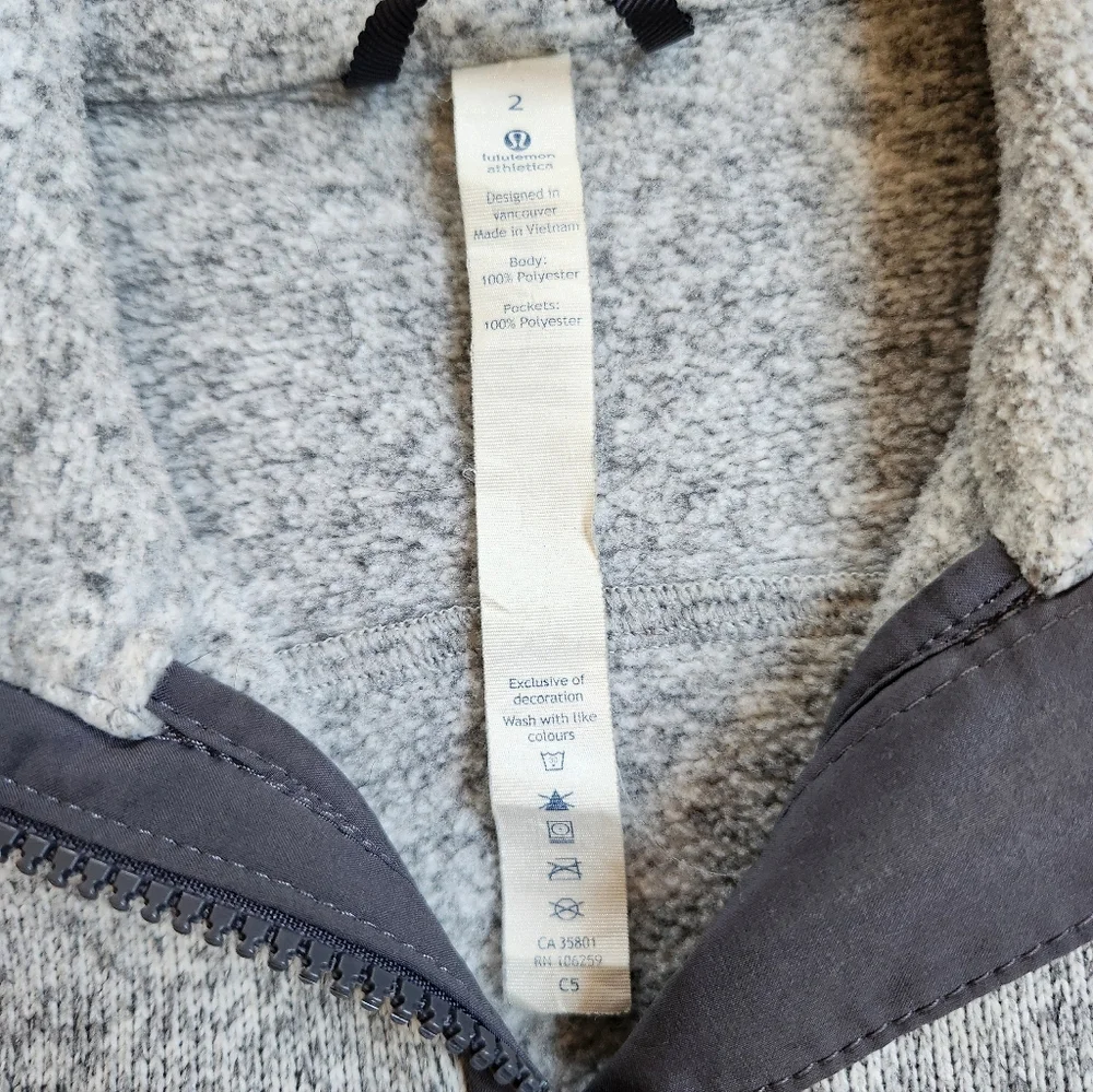Lululemon Gray "It’s Fleecing Cold" Fleece Zip Up Jacket Warm Cozy Womens Size 2 - Picture 4 of 11